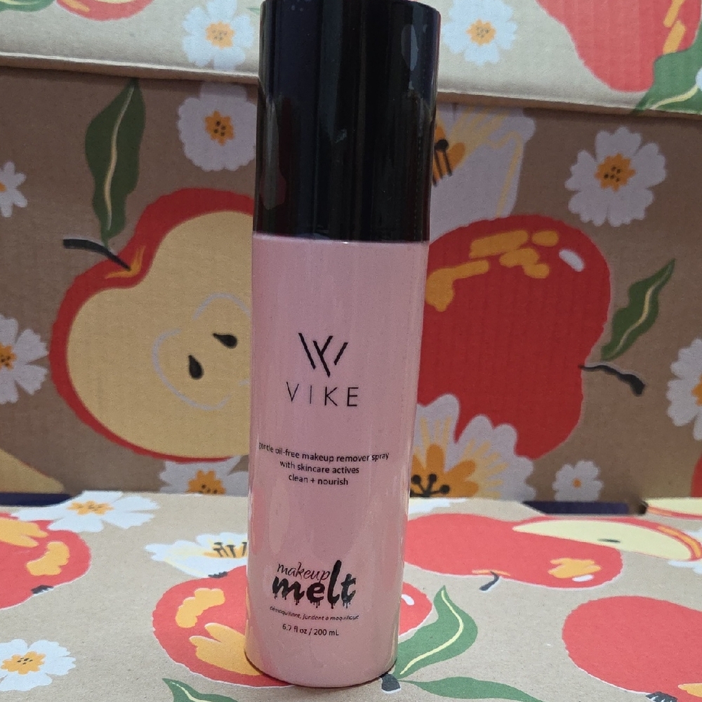 Pink Makeup Remover Spray